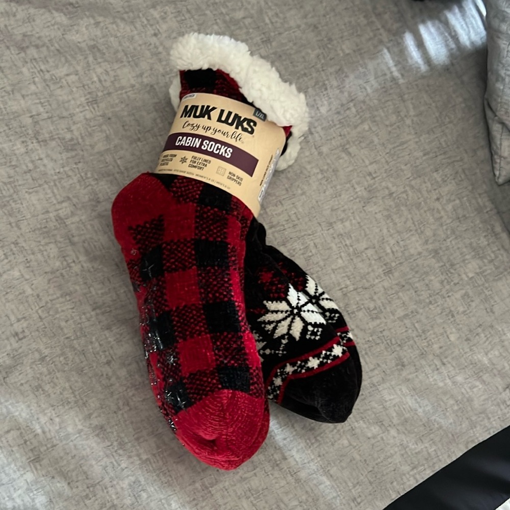Muk- Luks cabin socks